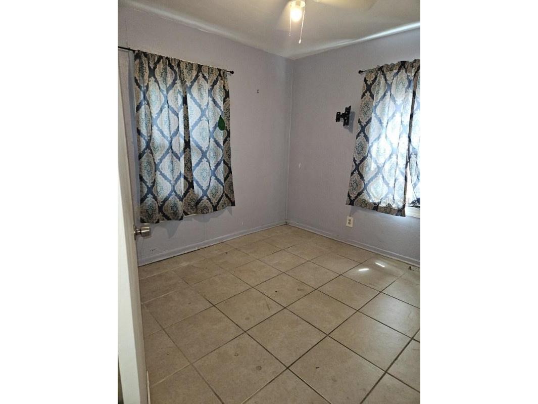 2575 18th Avenue S Saint Petersburg FL 33712 TB8495733 image13