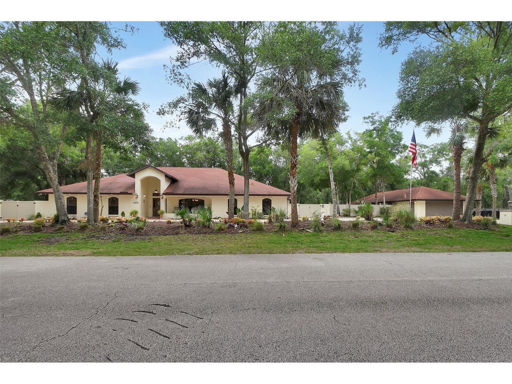 2575 Glen Drive New Smyrna Beach FL 32168 V4949064 image1