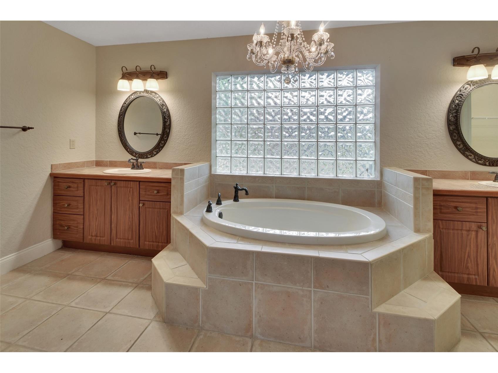 2575 Glen Drive New Smyrna Beach FL 32168 V4949064 image31