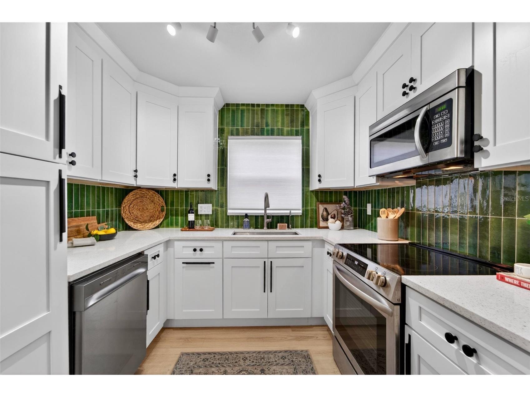 2575 Granada Circle E Saint Petersburg FL 33712 TB8505346 image13