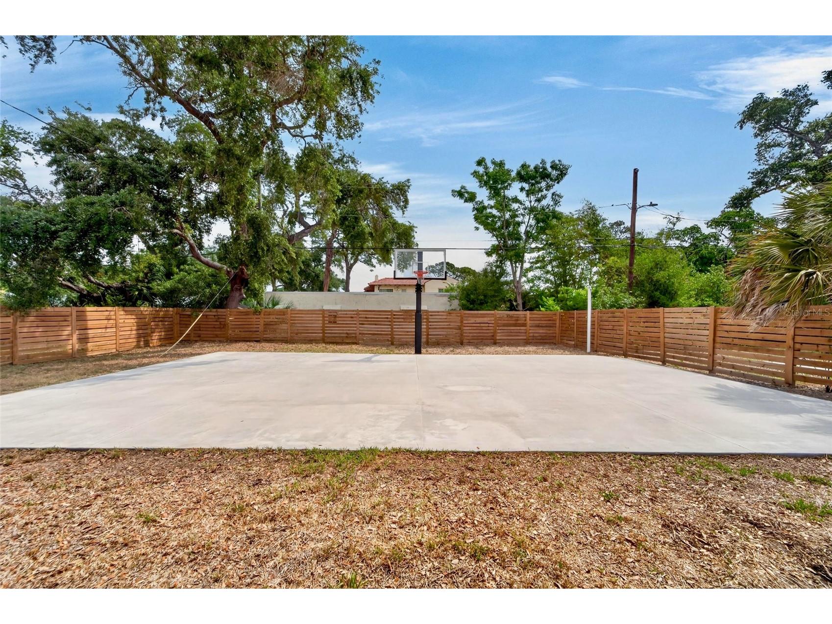 2575 Granada Circle E Saint Petersburg FL 33712 TB8505346 image5