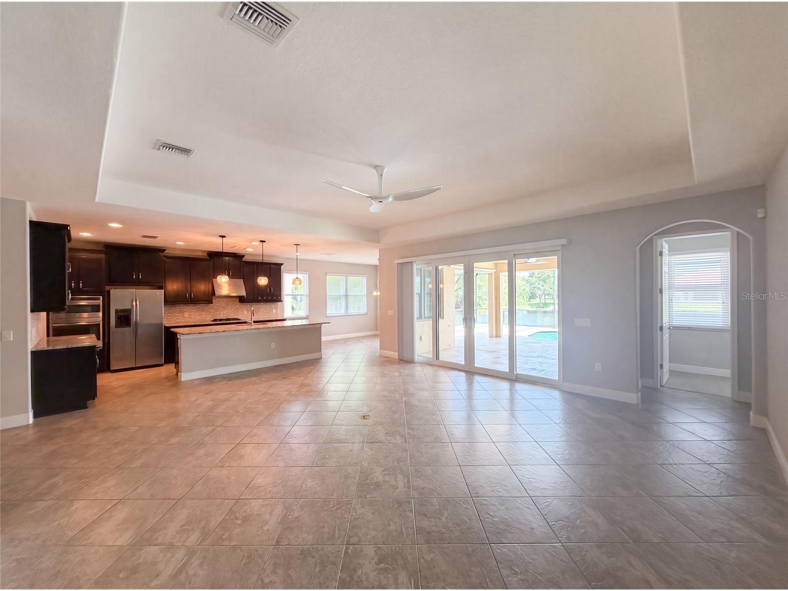 2575 Grand Lakeside Drive Palm Harbor FL 34684 O6427814 image3