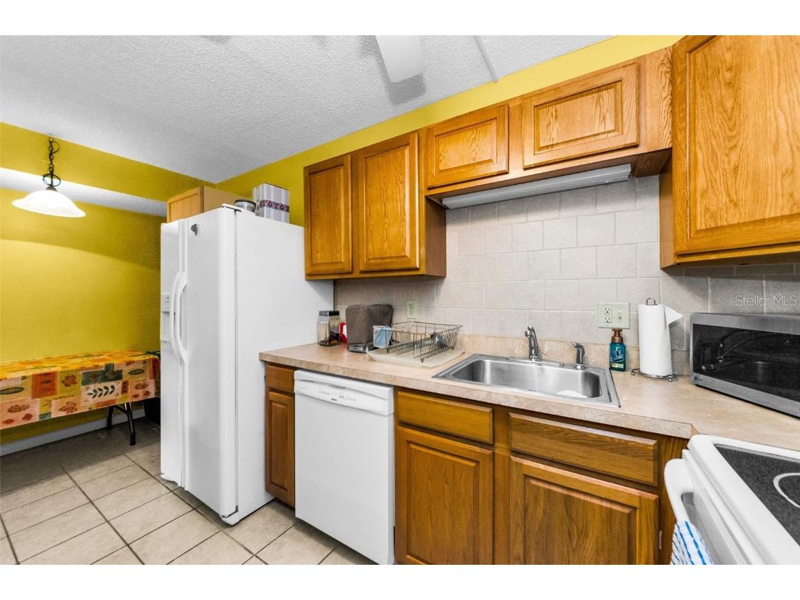 2575 Pine Ridge Way S #E1 Palm Harbor FL 34684 TB8417241 image9