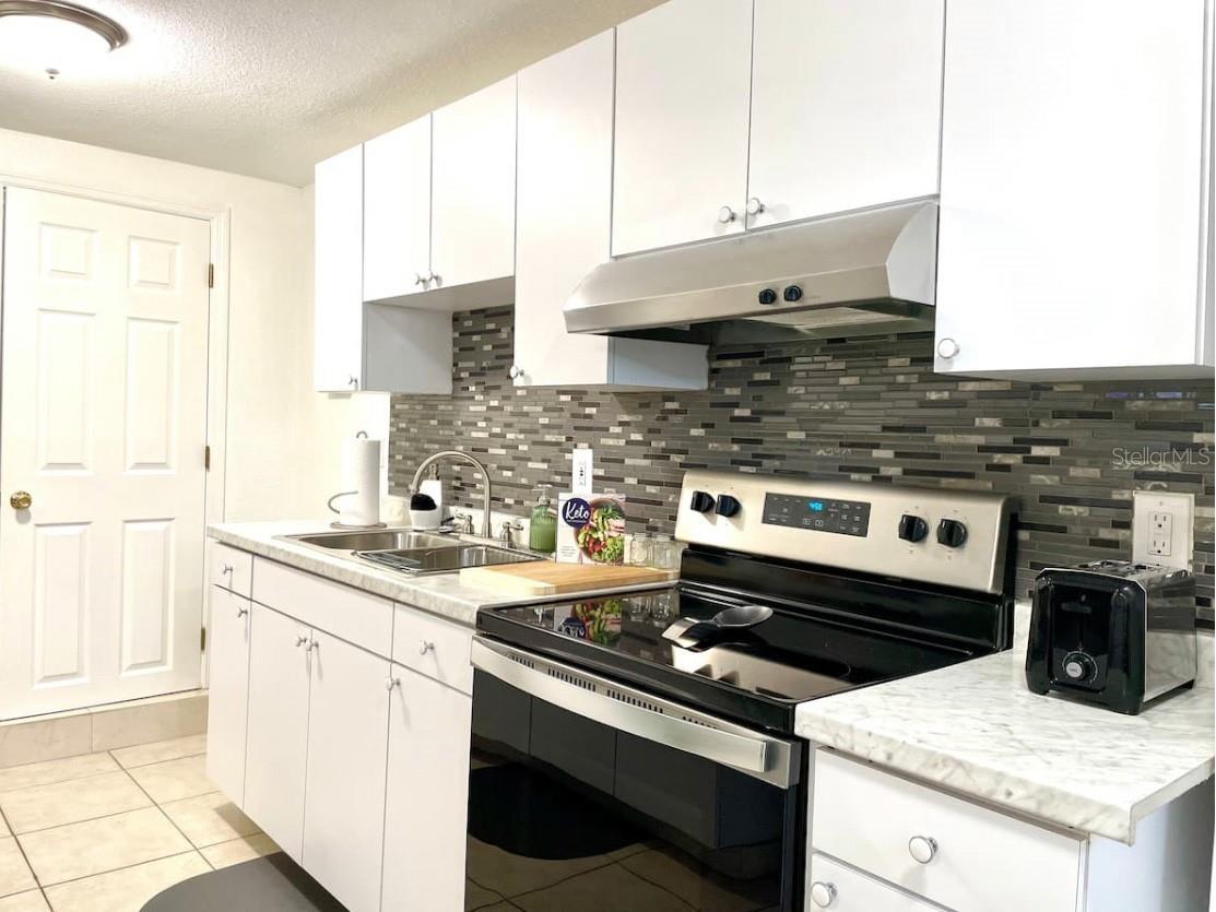2575 S Himes Avenue #A Tampa FL 33629 TB8506862 image5