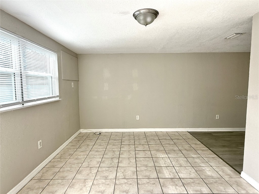 2576 42nd Avenue N #A Saint Petersburg FL 33714 TB8423363 image10