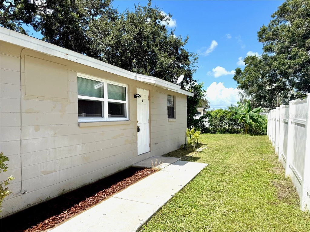 2576 42nd Avenue N #A Saint Petersburg FL 33714 TB8423363 image3