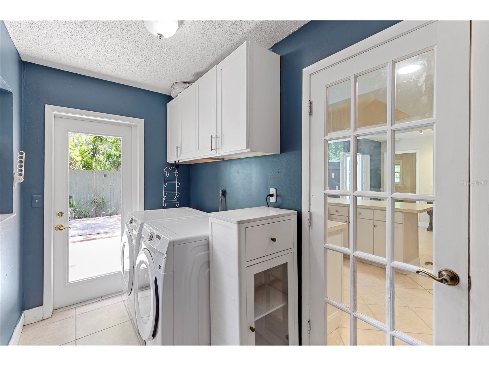 2576 Huntington Avenue Sarasota FL 34232 A4693286 image11