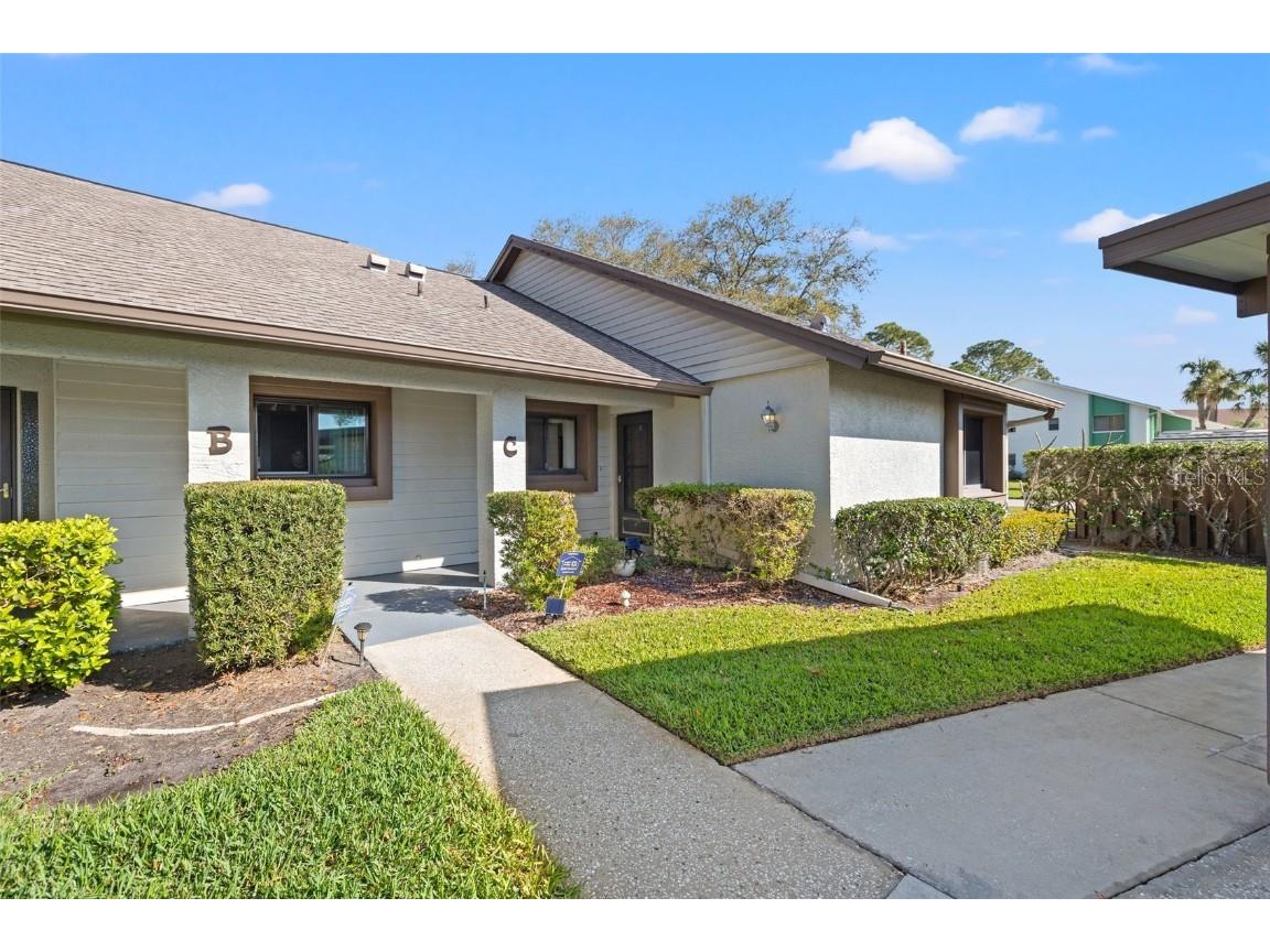 2576 Laurelwood Drive #13C Clearwater FL 33763 TB8357084 image1