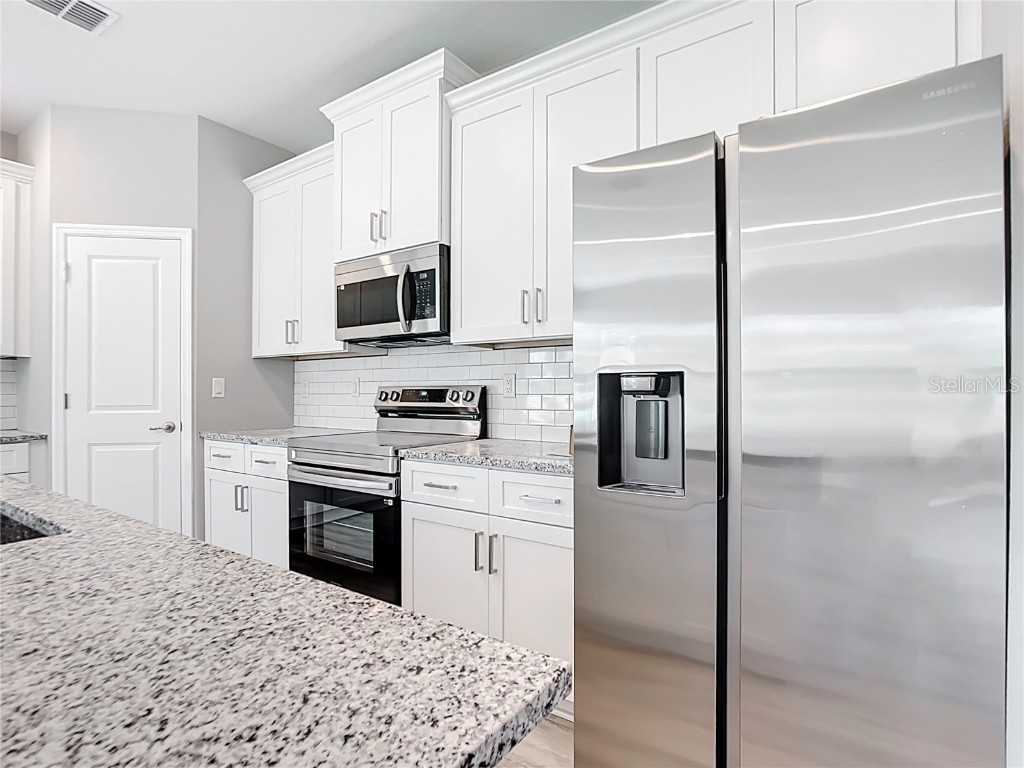 2576 Pecan Street North Port FL 34287 OM696702 image5