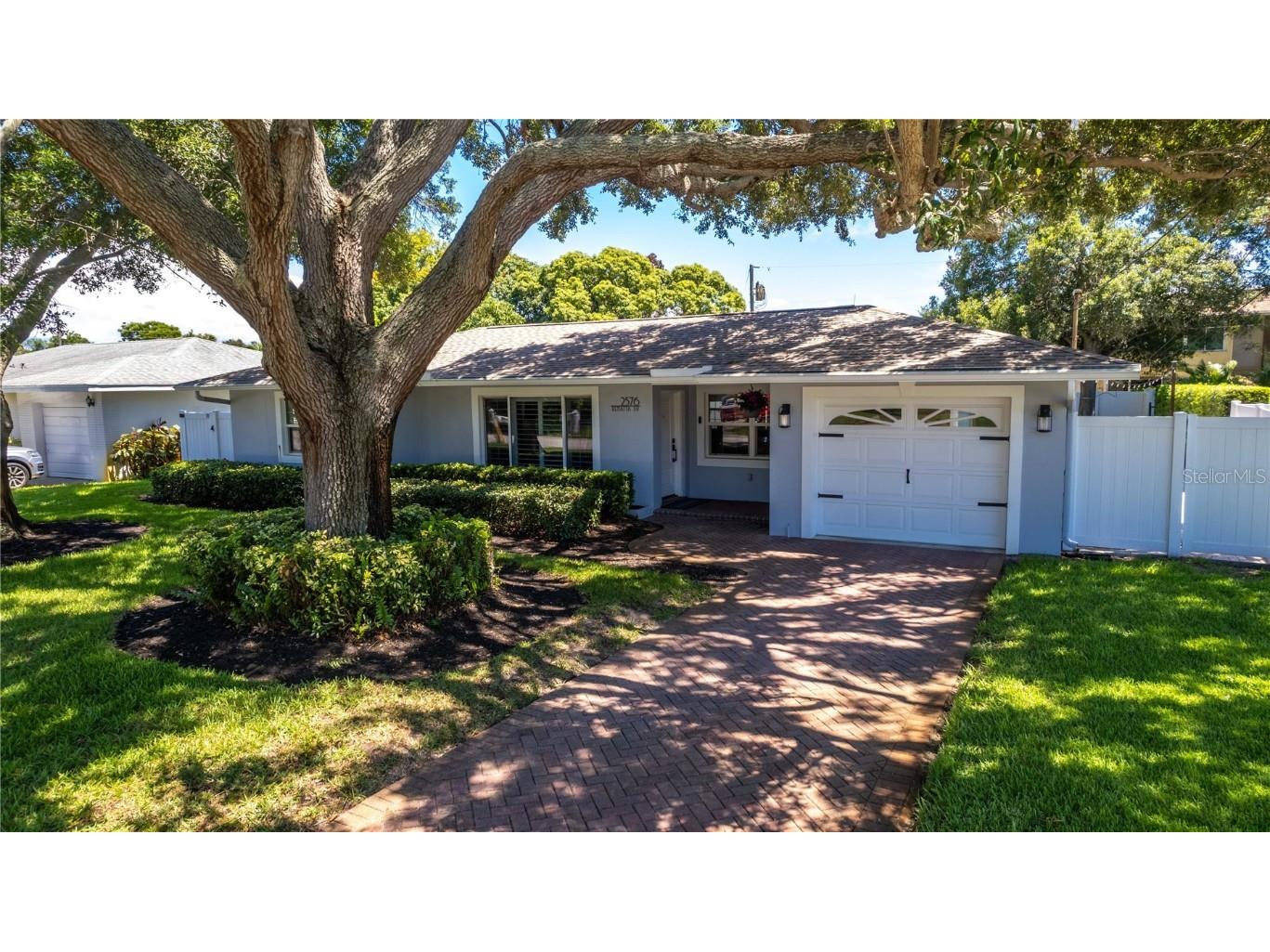 2576 Renatta Drive Belleair Bluffs FL 33770 U8246747 image1