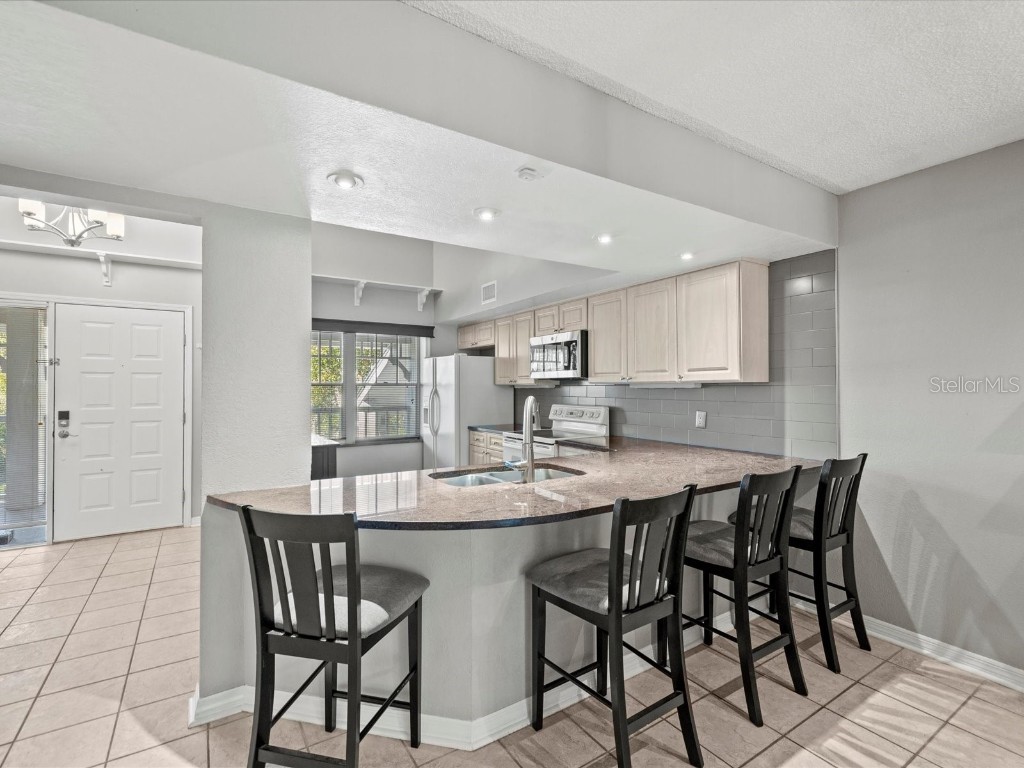 2577 Dolly Bay Drive #302 Palm Harbor FL 34684 W7880715 image12