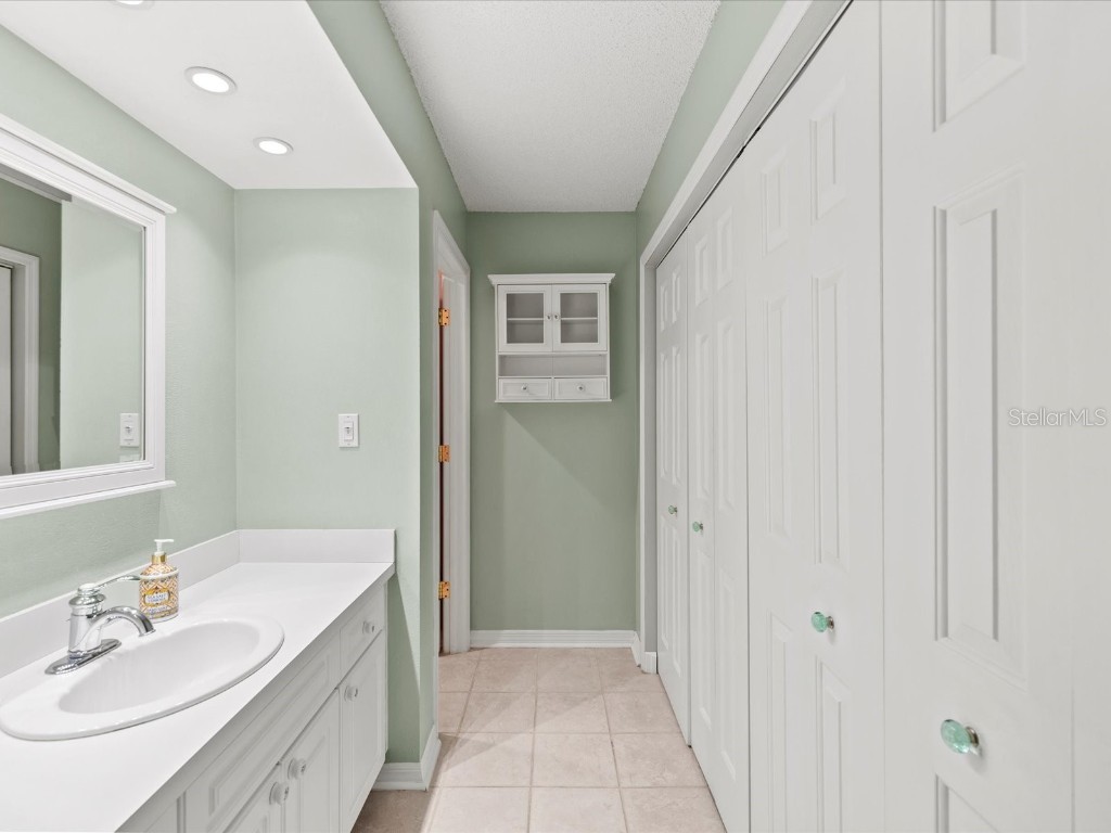 2577 Dolly Bay Drive #302 Palm Harbor FL 34684 W7880715 image30