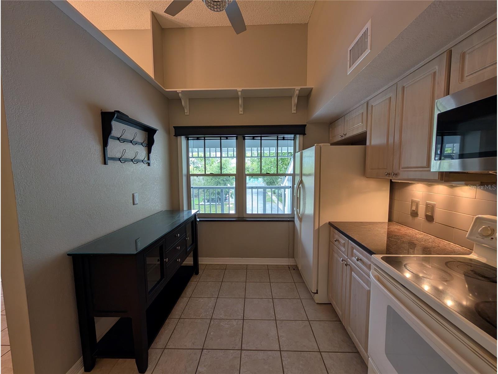 2577 Dolly Bay Drive #302 Palm Harbor FL 34684 W7886430 image5