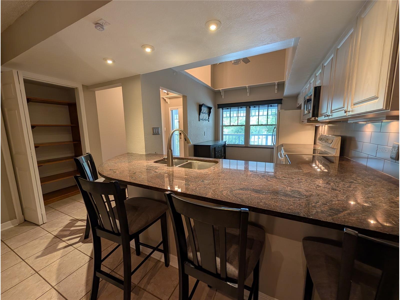 2577 Dolly Bay Drive #302 Palm Harbor FL 34684 W7886430 image7