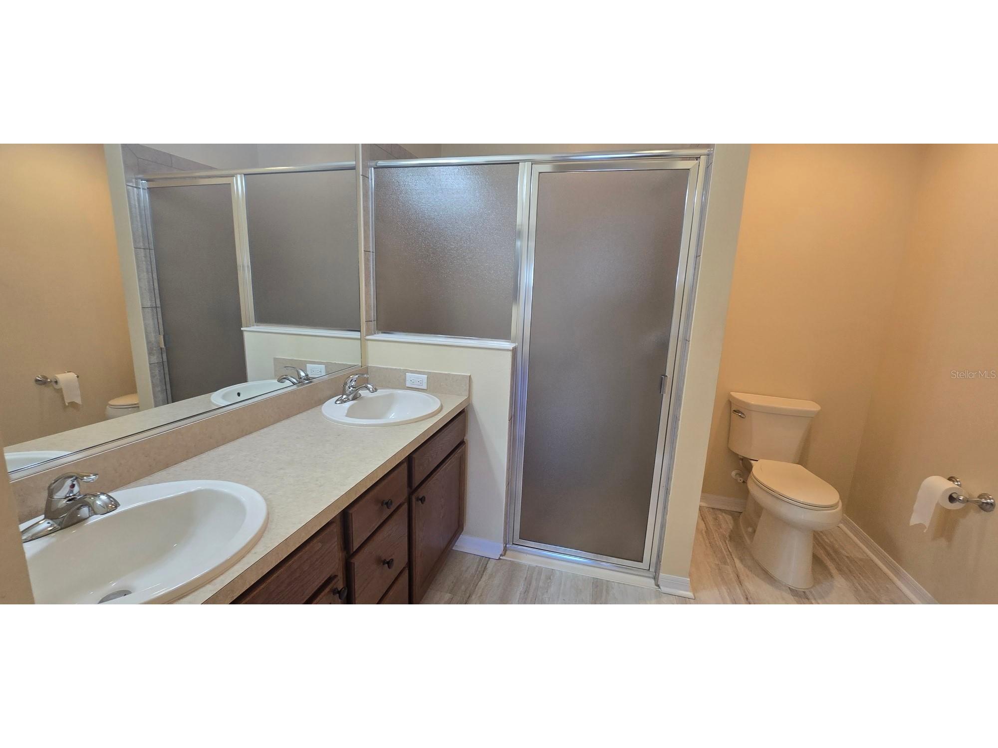 2577 Lindewood Street The Villages FL 32163 OM722959 image9