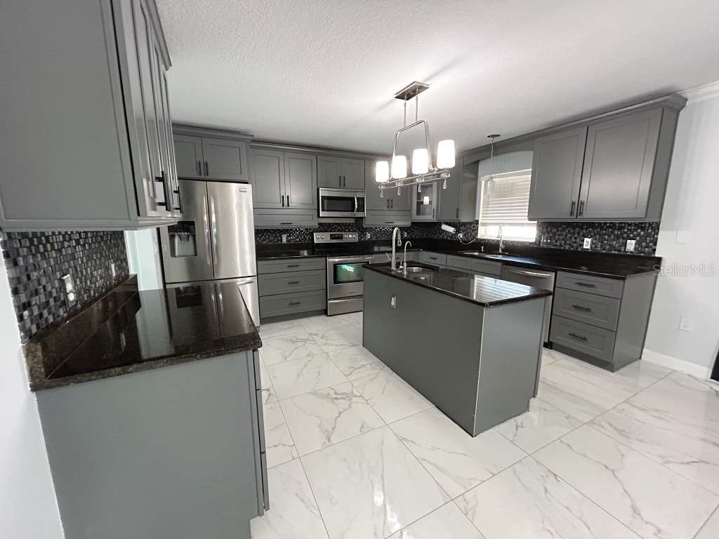 2579 Hunley Loop Kissimmee FL 34743 S5140646 image3