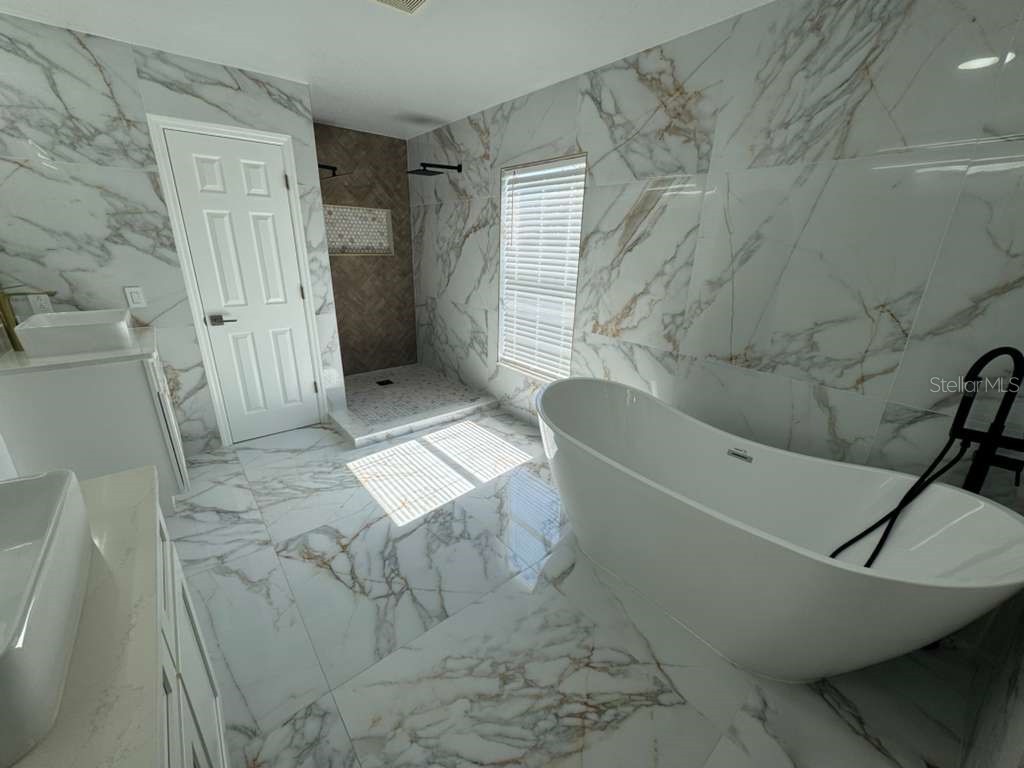 2579 Hunley Loop Kissimmee FL 34743 S5140646 image4