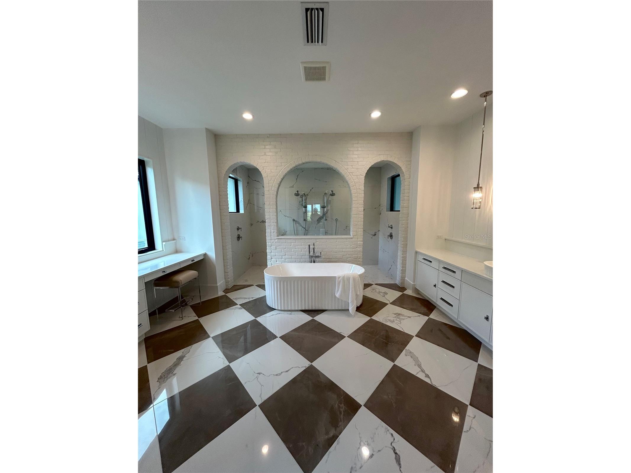 258 Crystal Waters Drive Sarasota FL 34240 A4698383 image7