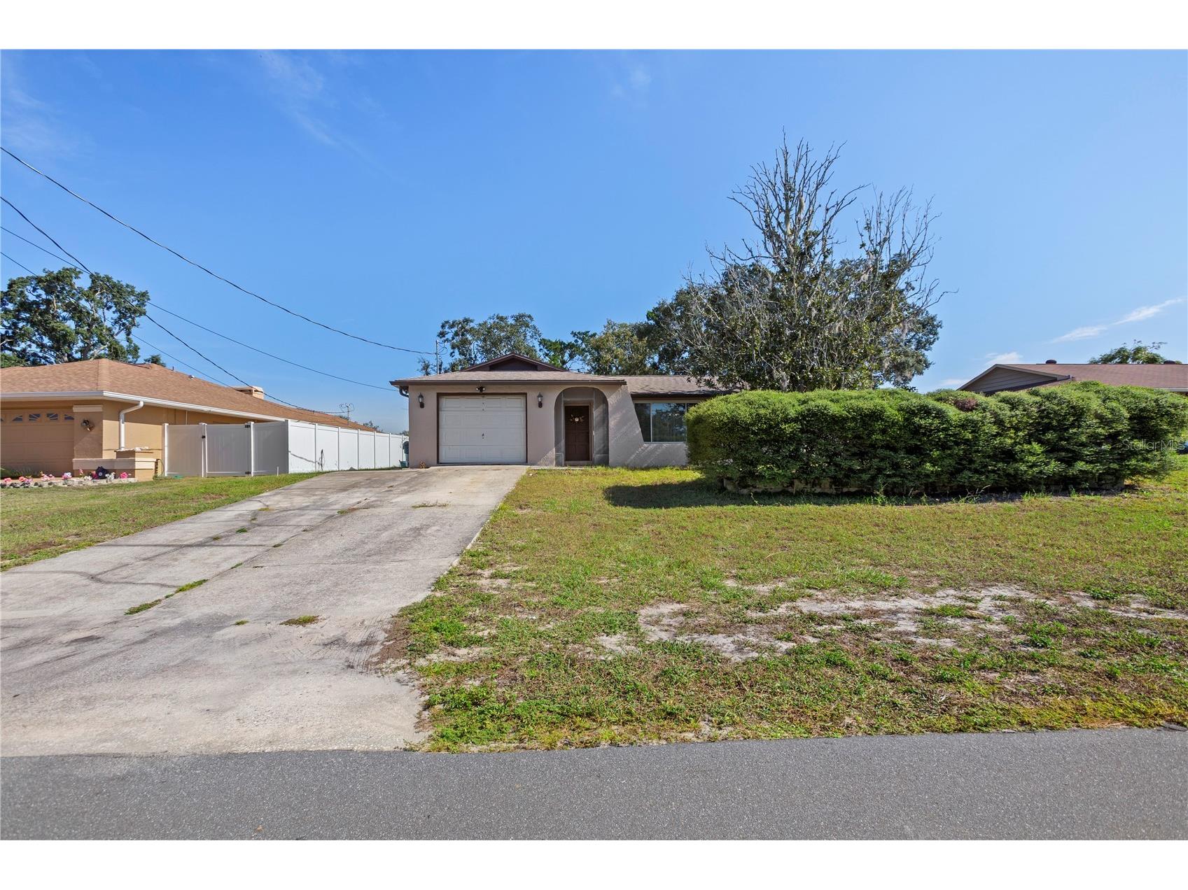 258 Dartmouth Avenue Spring Hill FL 34606 R4910217 image1