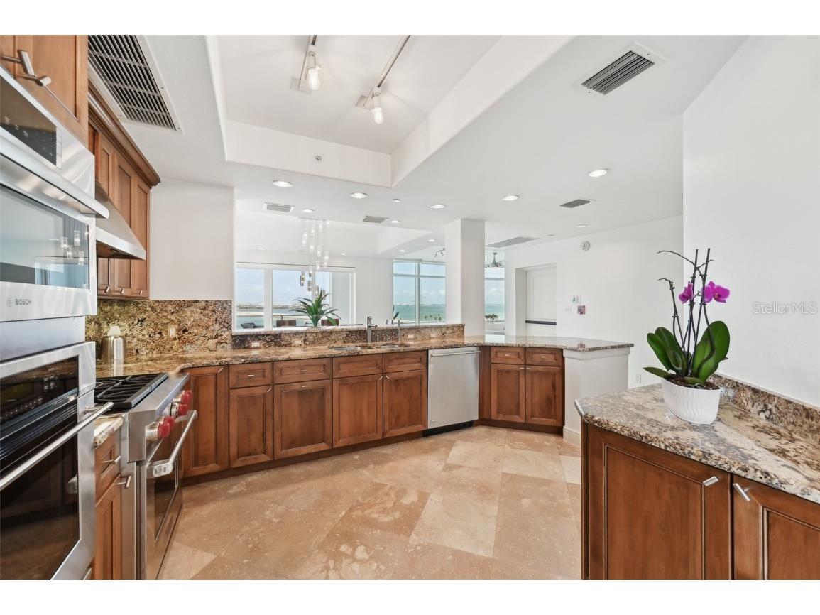 258 Golden Gate Point #801 Sarasota FL 34236 - SARASOTA BAY A4668615 image12