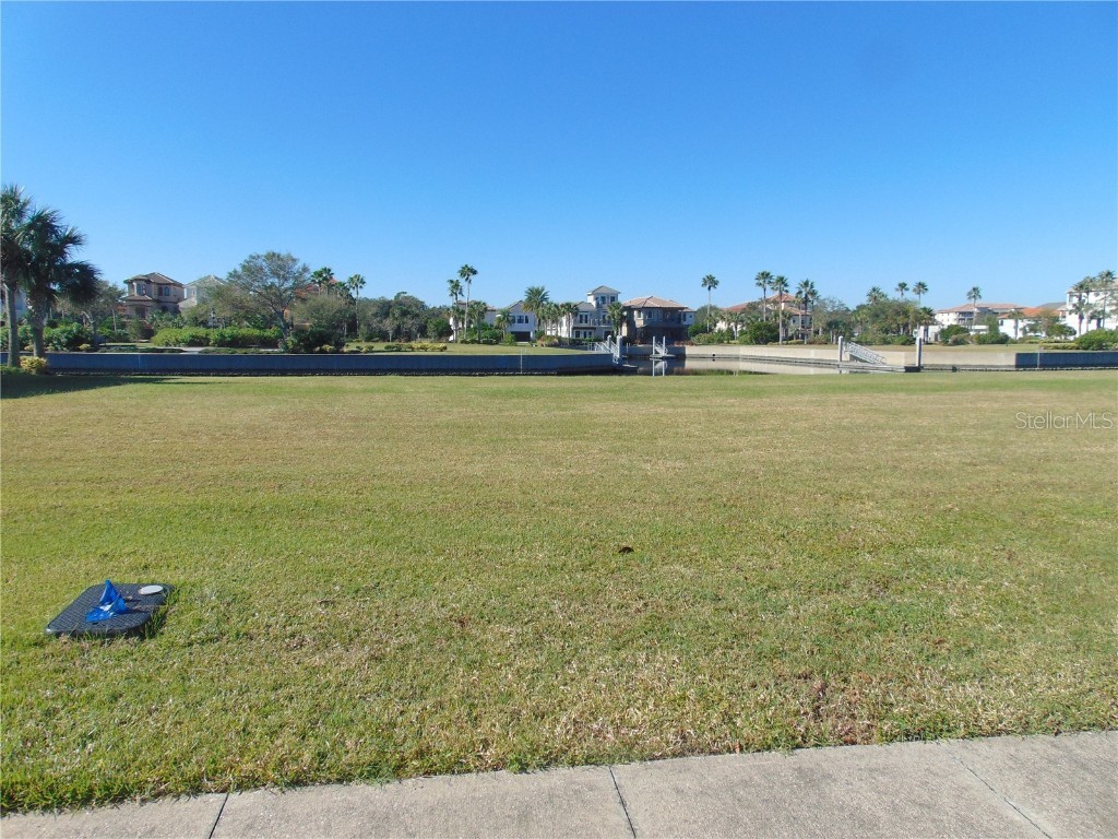 258 Harbor Village Point N Palm Coast FL 32137 FC305430 image1