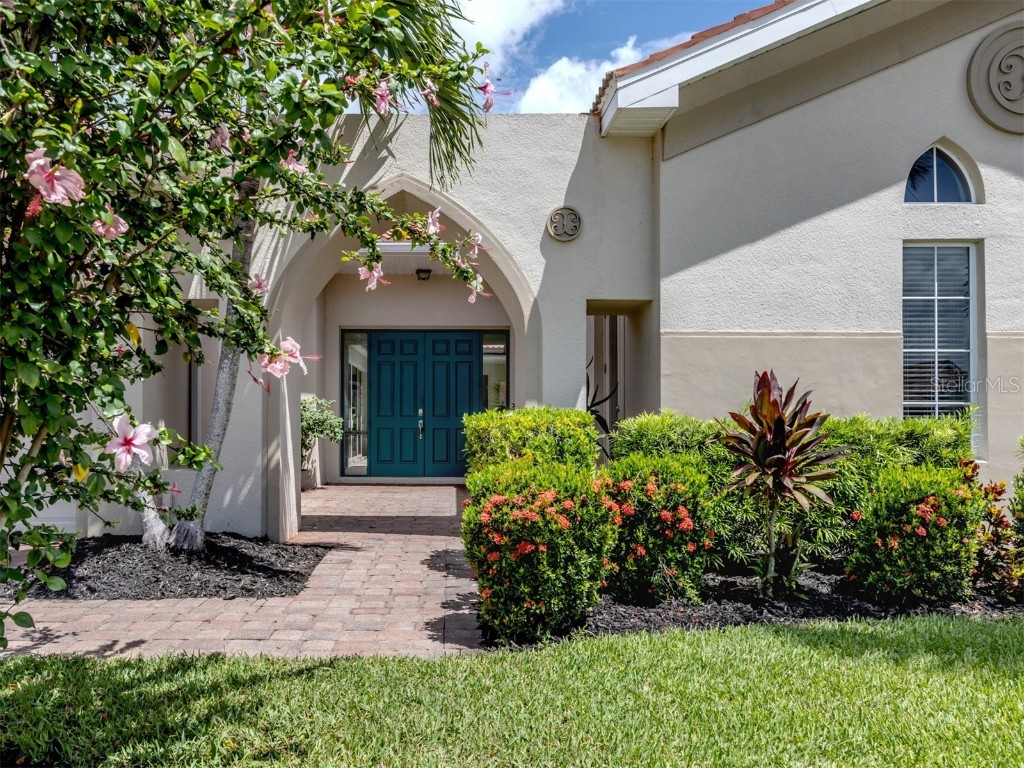 258 Montelluna Drive North Venice FL 34275 A4665160 image1