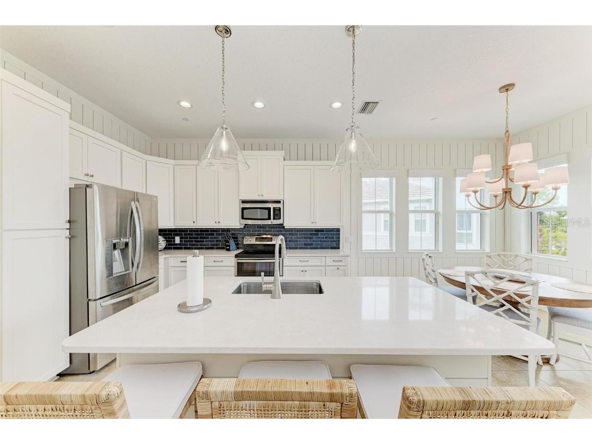 258 Sapphire Lake Drive #202 Bradenton FL 34209 A4664897 image15