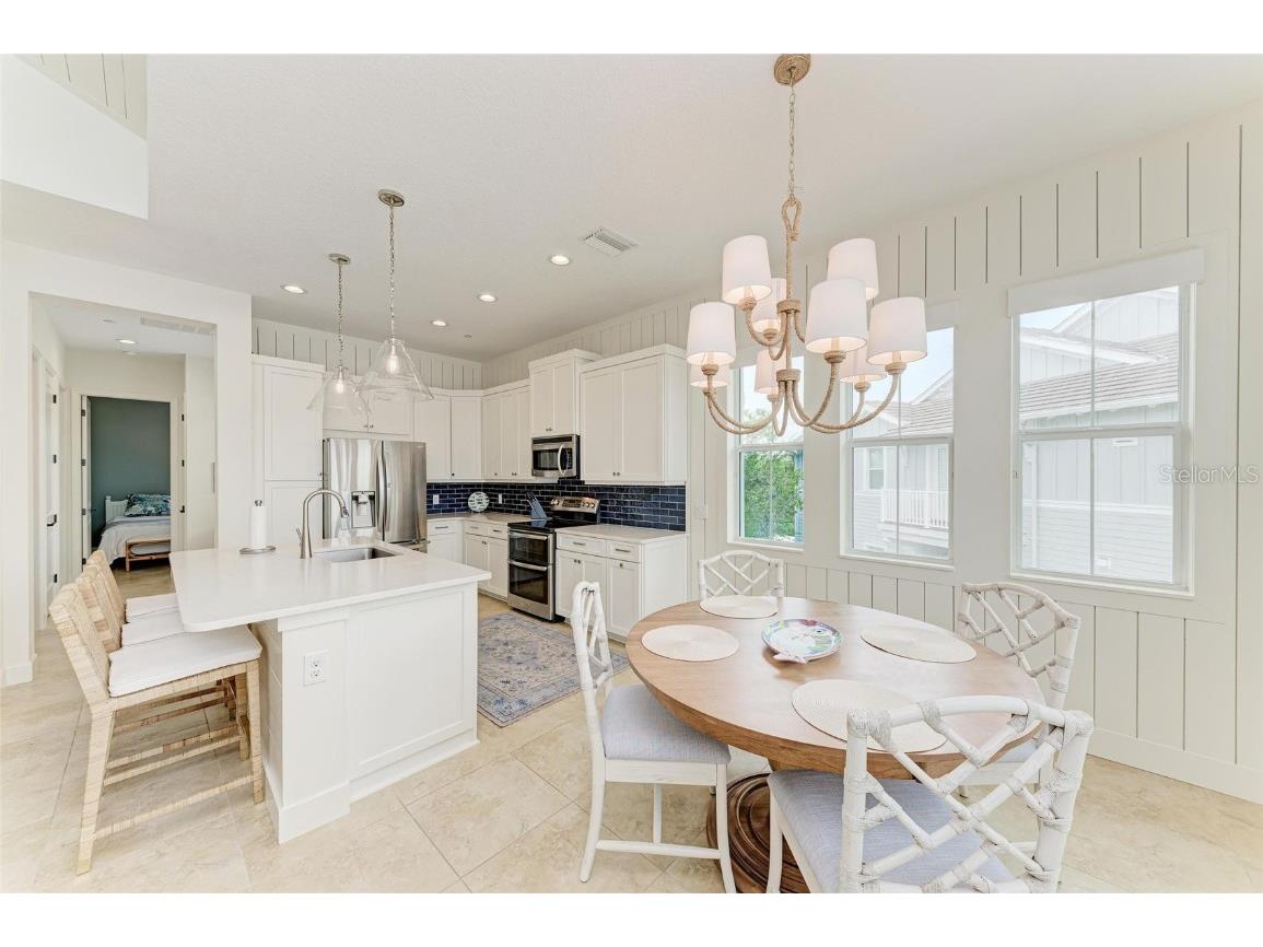 258 Sapphire Lake Drive #202 Bradenton FL 34209 A4664897 image16