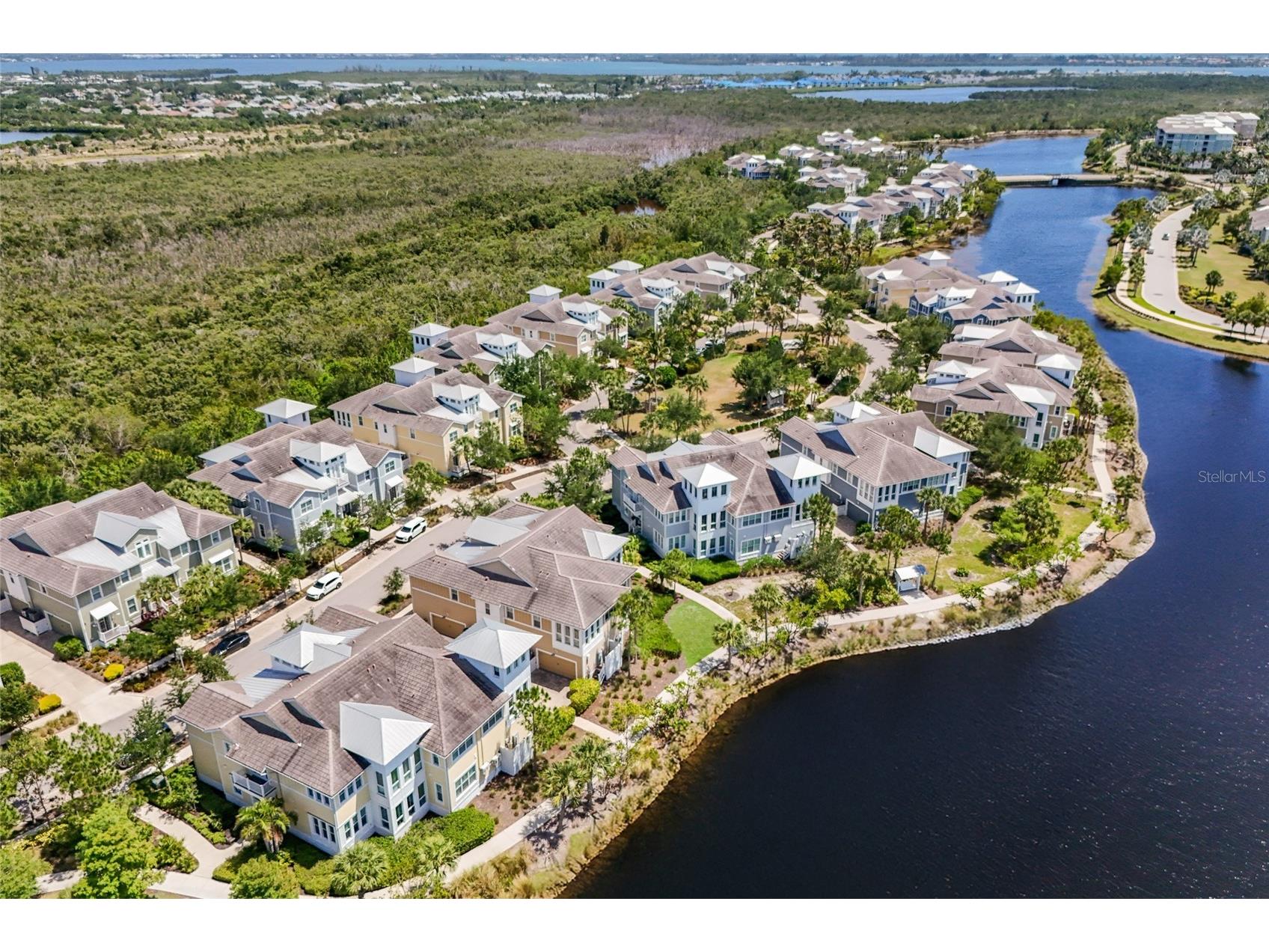 258 Sapphire Lake Drive #202 Bradenton FL 34209 A4692418 image38