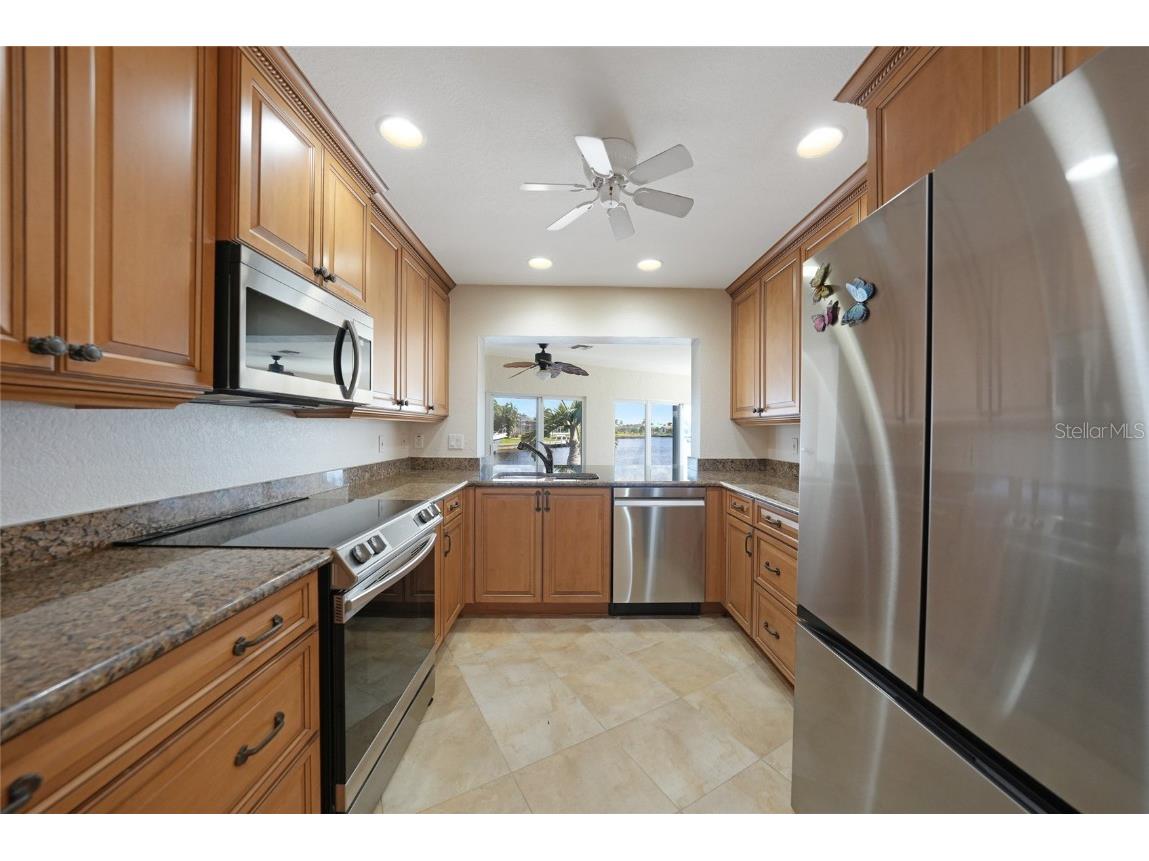 258 Venezia Court Punta Gorda FL 33950 C7515683 image8