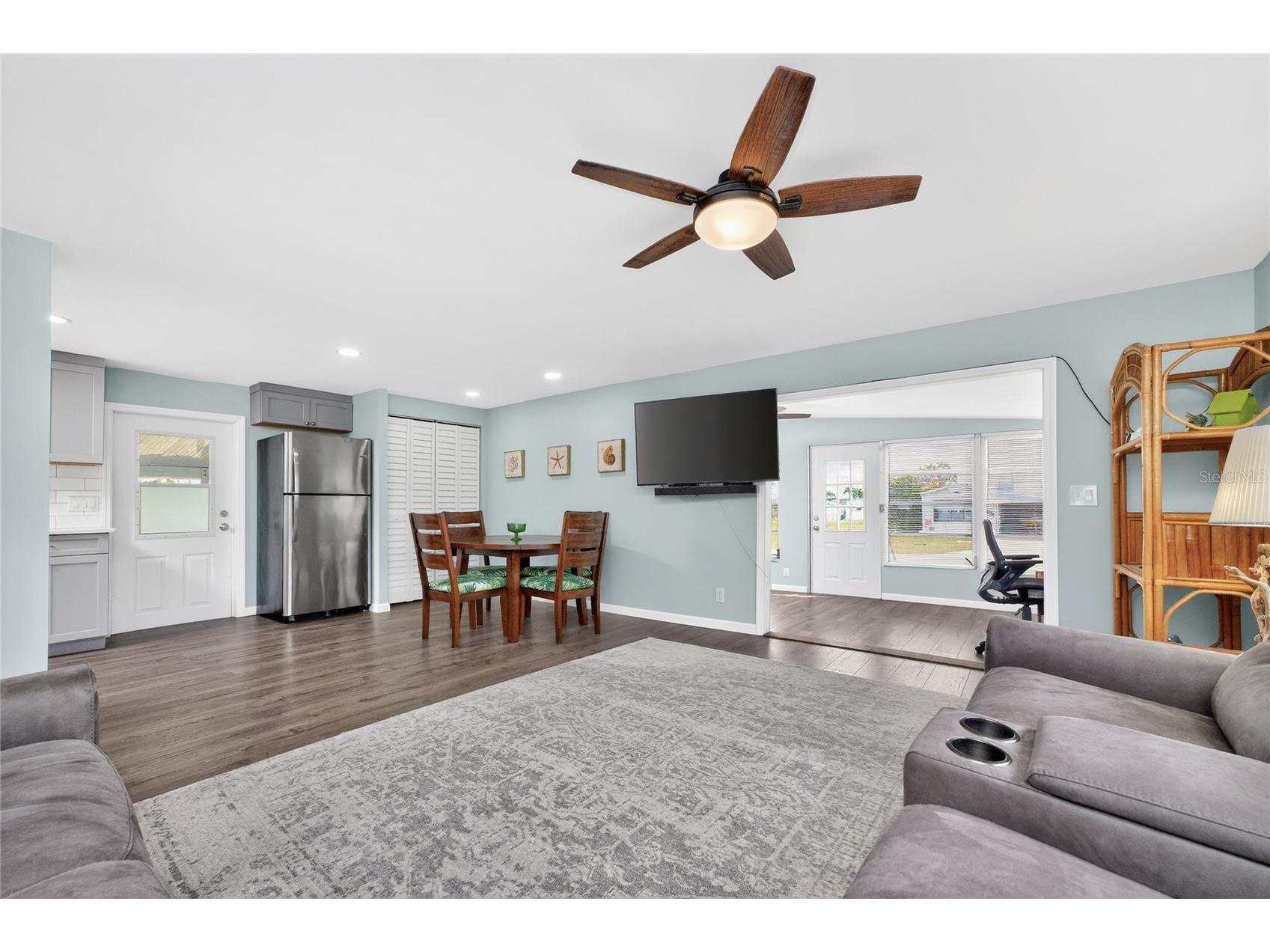 258 Via De Luna Englewood FL 34224 D6146909 image12