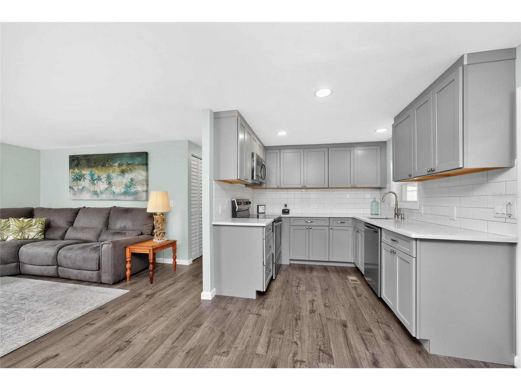 258 Via De Luna Englewood FL 34224 D6146909 image16