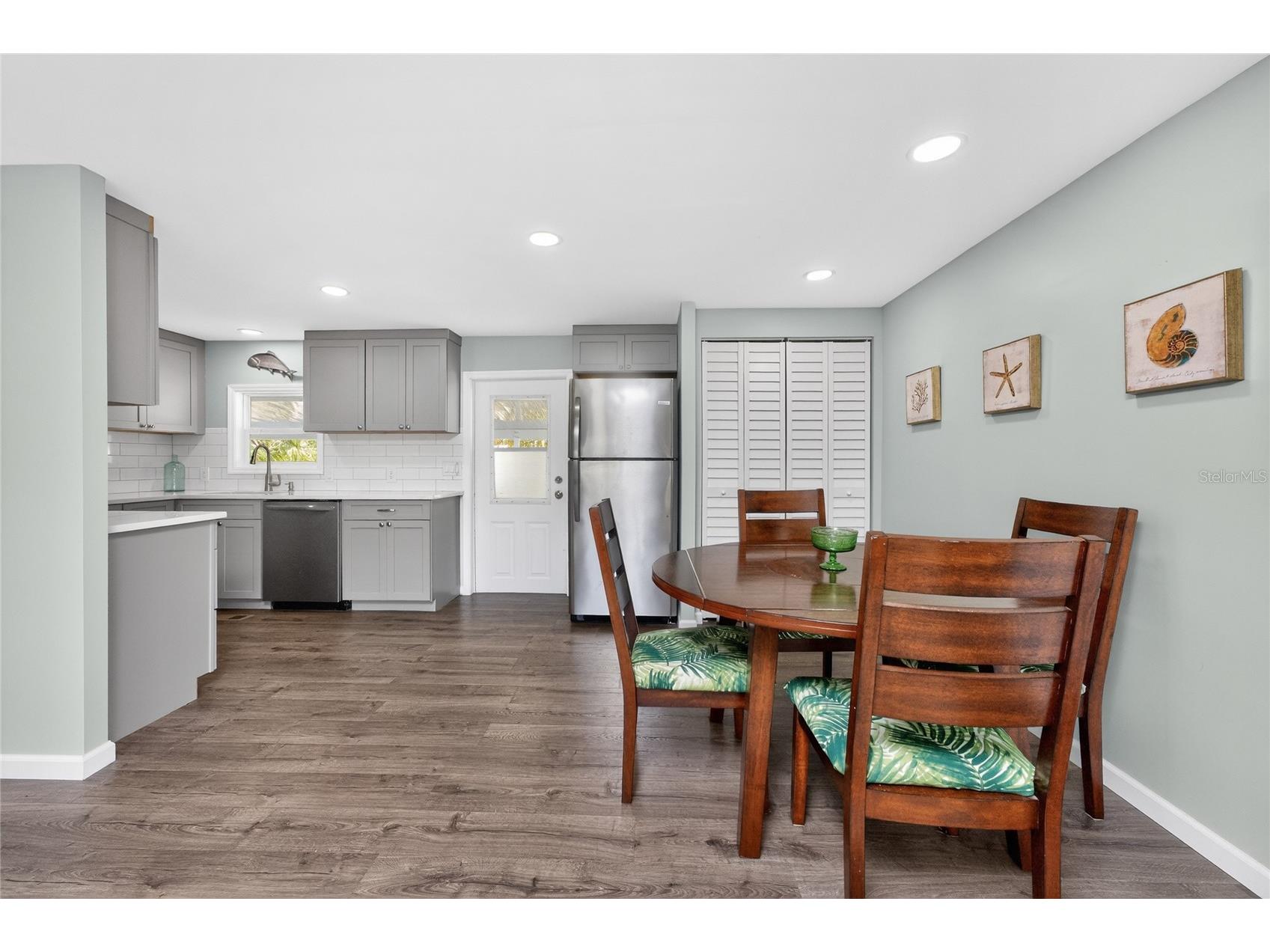 258 Via De Luna Englewood FL 34224 D6146909 image7