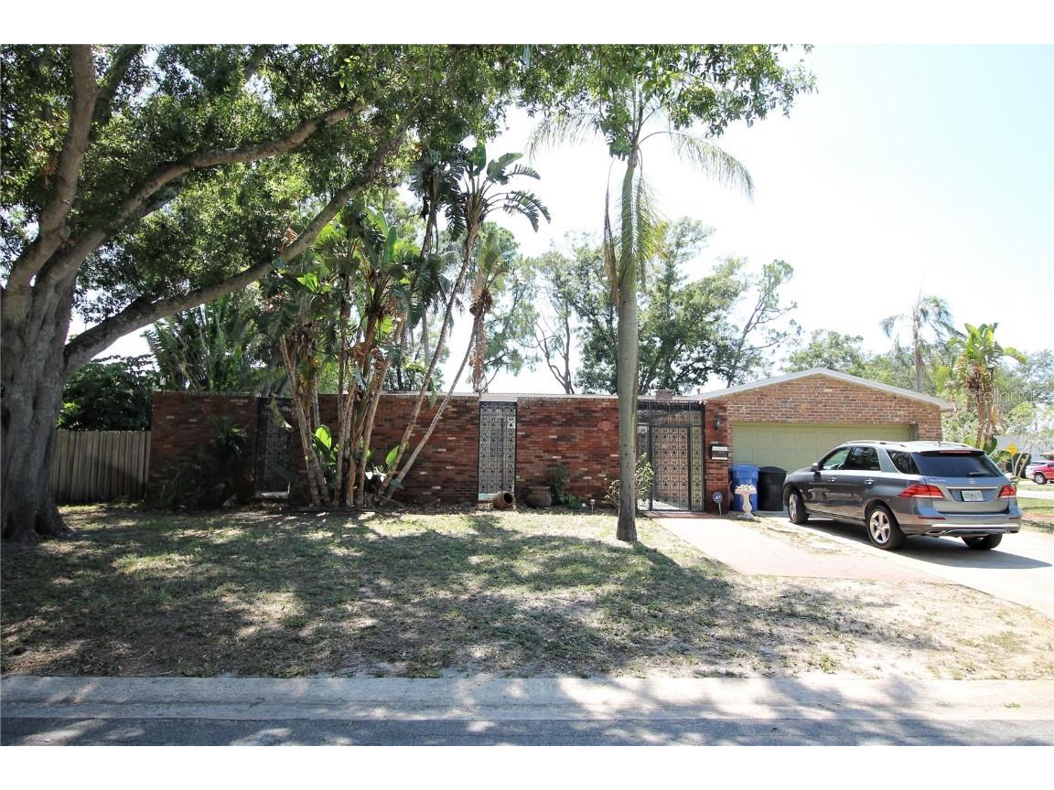 2580 62nd Street N Saint Petersburg FL 33710 U8204016 image1