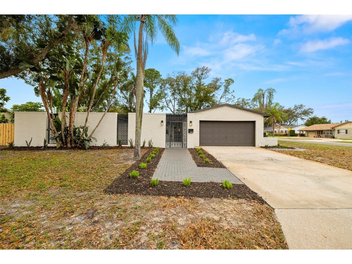 2580 62nd Street N Saint Petersburg FL 33710 U8226638 image1