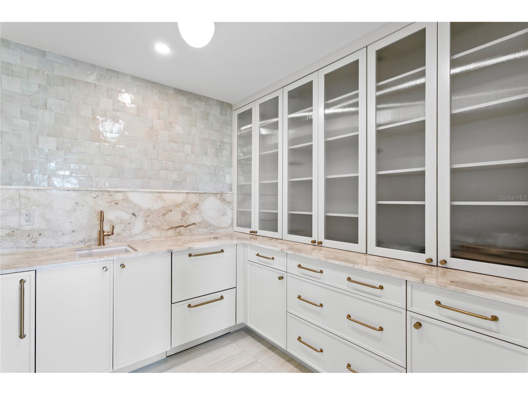 2580 E Bay Isle Drive SE Saint Petersburg FL 33705 - TAMPA BAY TB8483498 image23