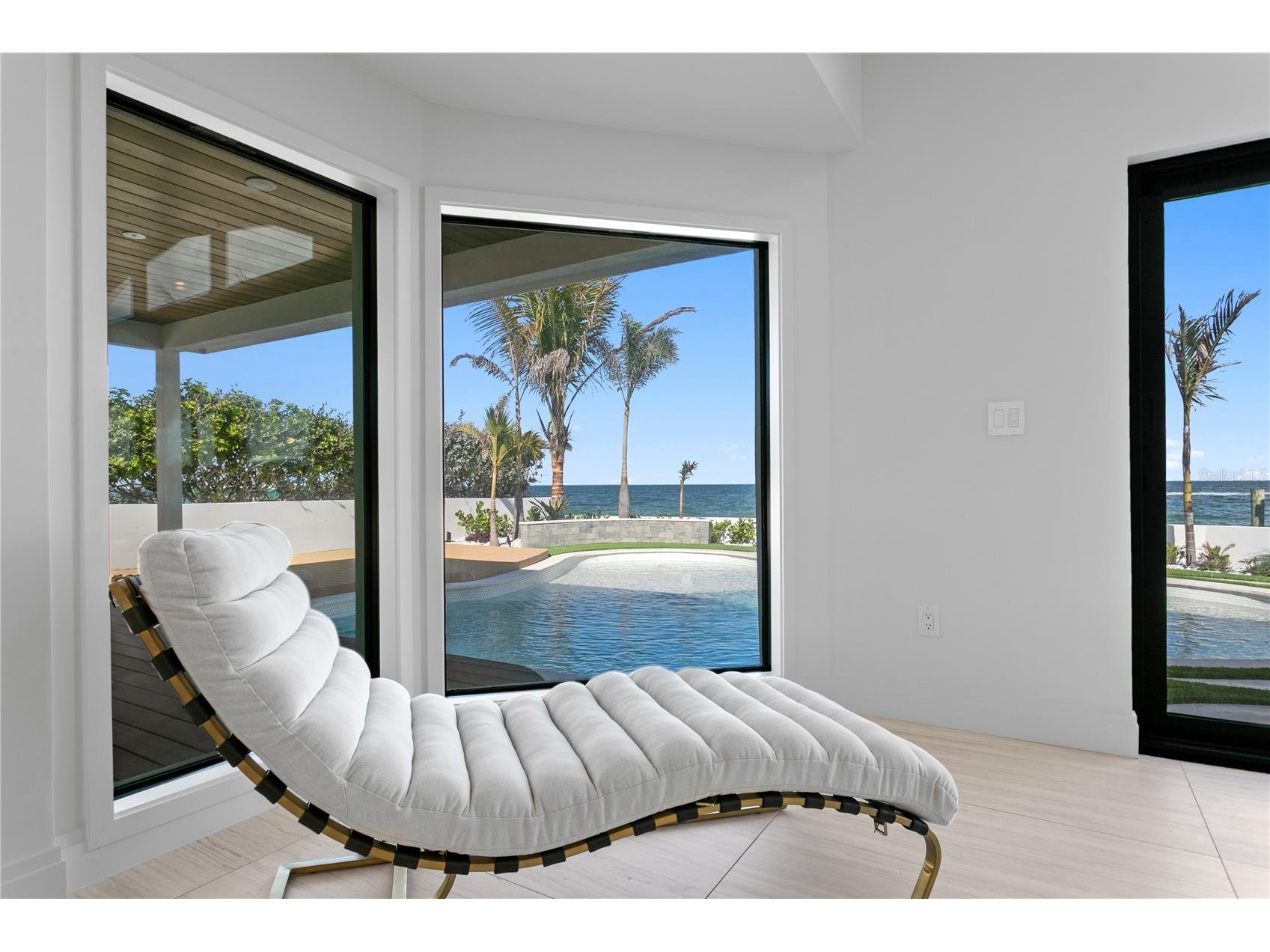 2580 E Bay Isle Drive SE Saint Petersburg FL 33705 - TAMPA BAY TB8483498 image24