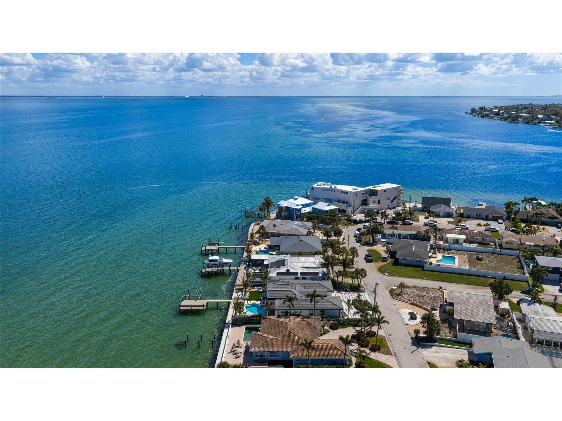 2580 E Bay Isle Drive SE Saint Petersburg FL 33705 - TAMPA BAY TB8483498 image47