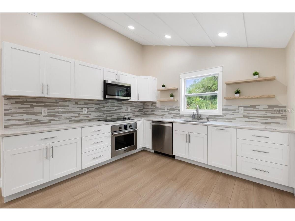 2580 Shamrock Drive Venice FL 34293 A4693357 image10