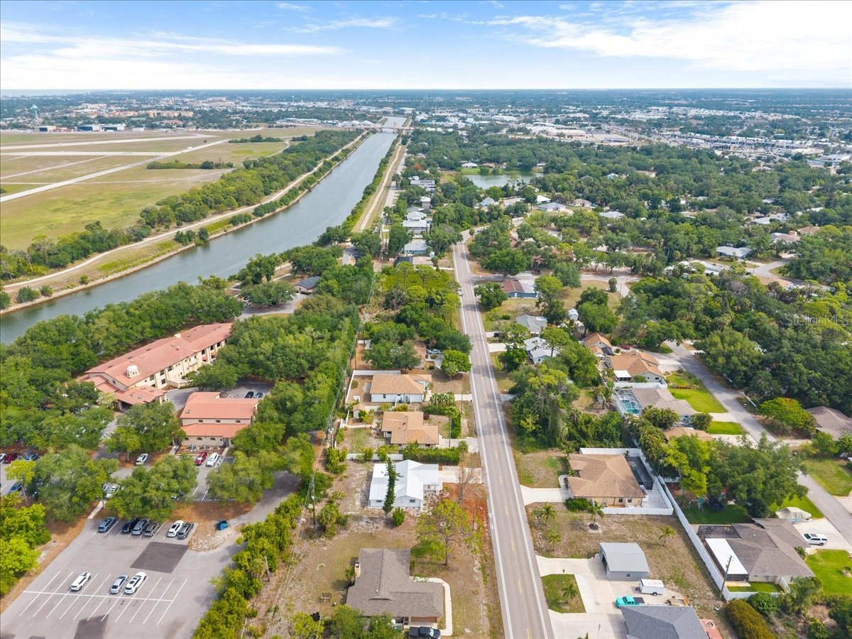 2580 Shamrock Drive Venice FL 34293 A4693357 image32