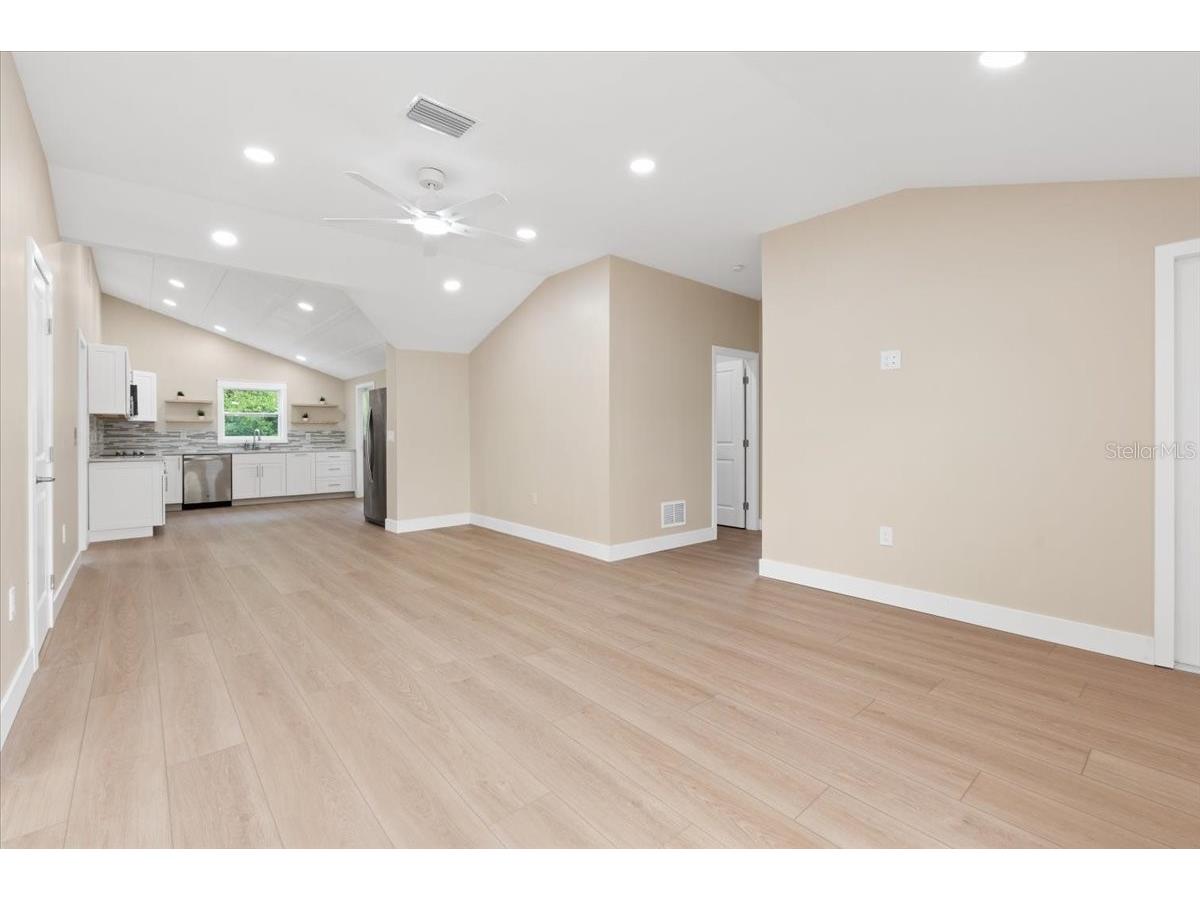 2580 Shamrock Drive Venice FL 34293 A4693357 image4