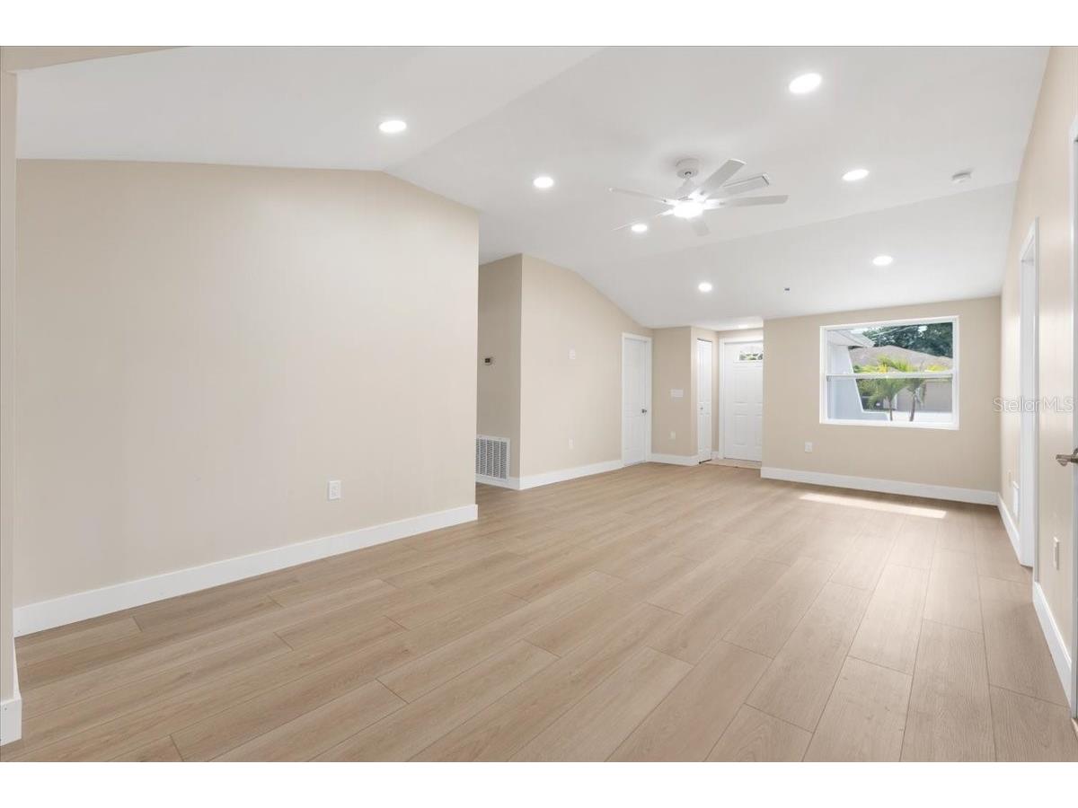 2580 Shamrock Drive Venice FL 34293 A4693357 image5