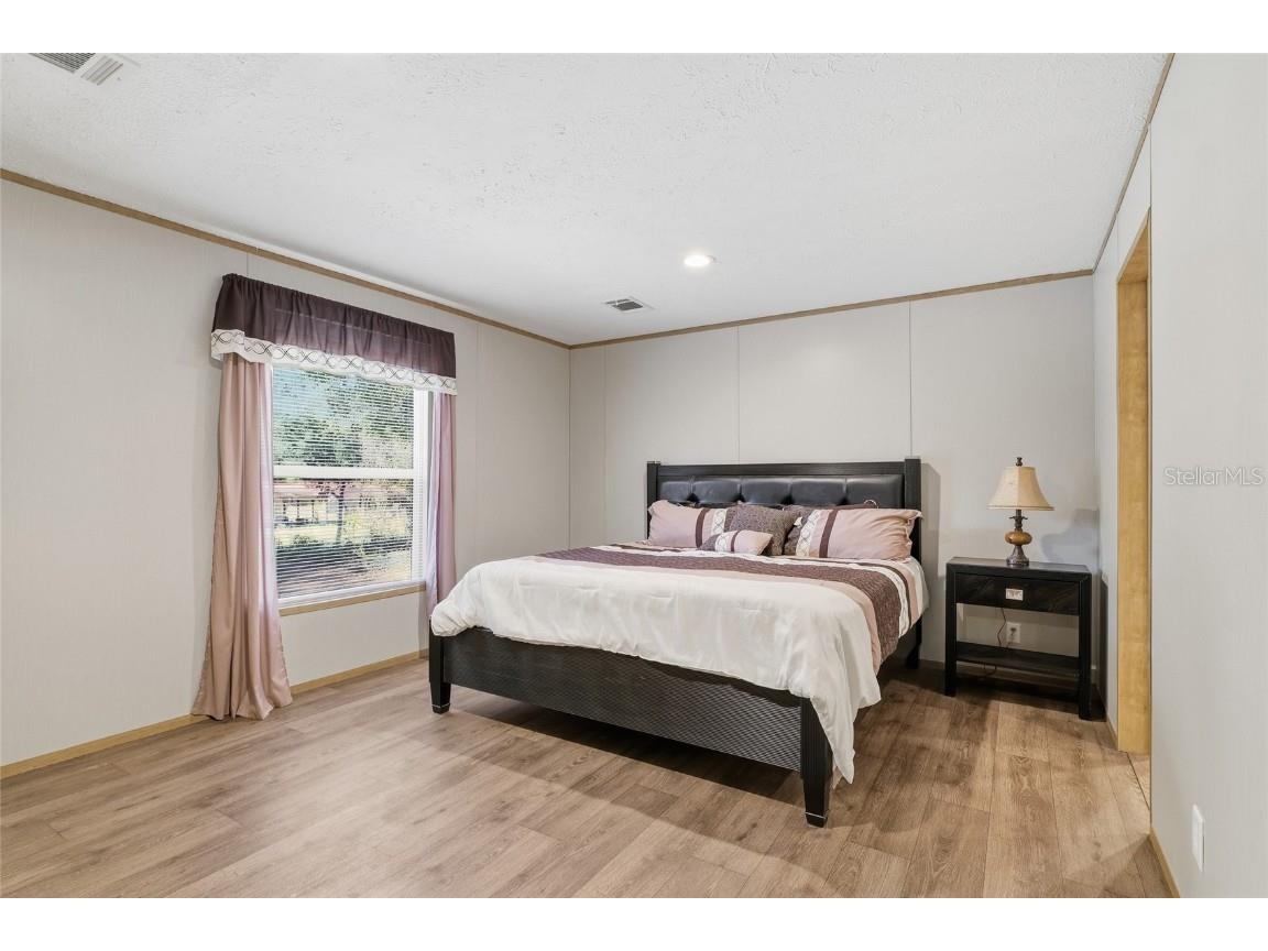 25800 Blue Lakes Drive Paisley FL 32767 O6361535 image12