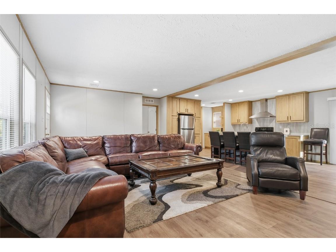 25800 Blue Lakes Drive Paisley FL 32767 O6361535 image5