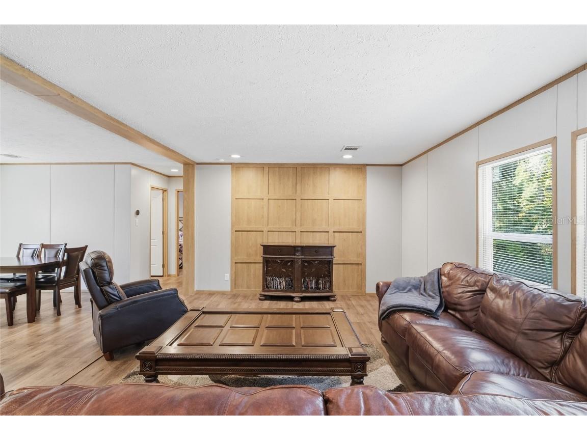 25800 Blue Lakes Drive Paisley FL 32767 O6361535 image6