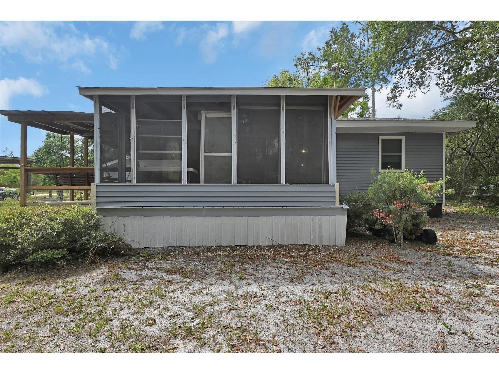 25801 Blue Lakes Drive Paisley FL 32767 - LULU V4948702 image24
