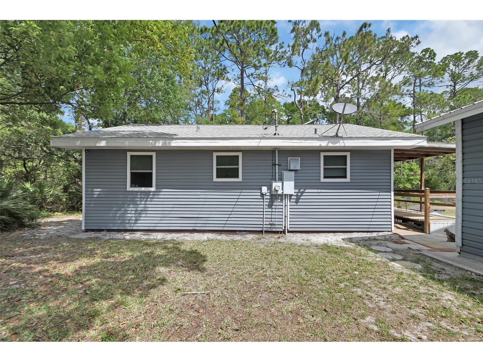 25801 Blue Lakes Drive Paisley FL 32767 - LULU V4948702 image27