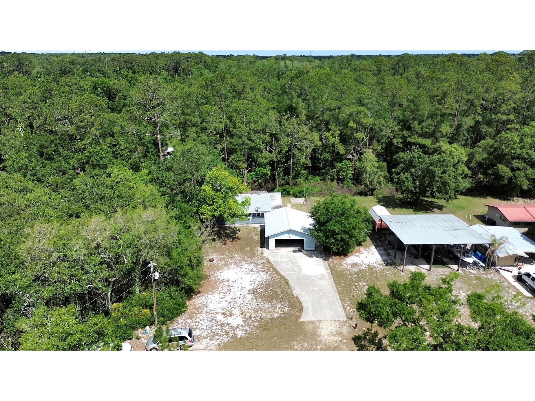 25801 Blue Lakes Drive Paisley FL 32767 - LULU V4948702 image34