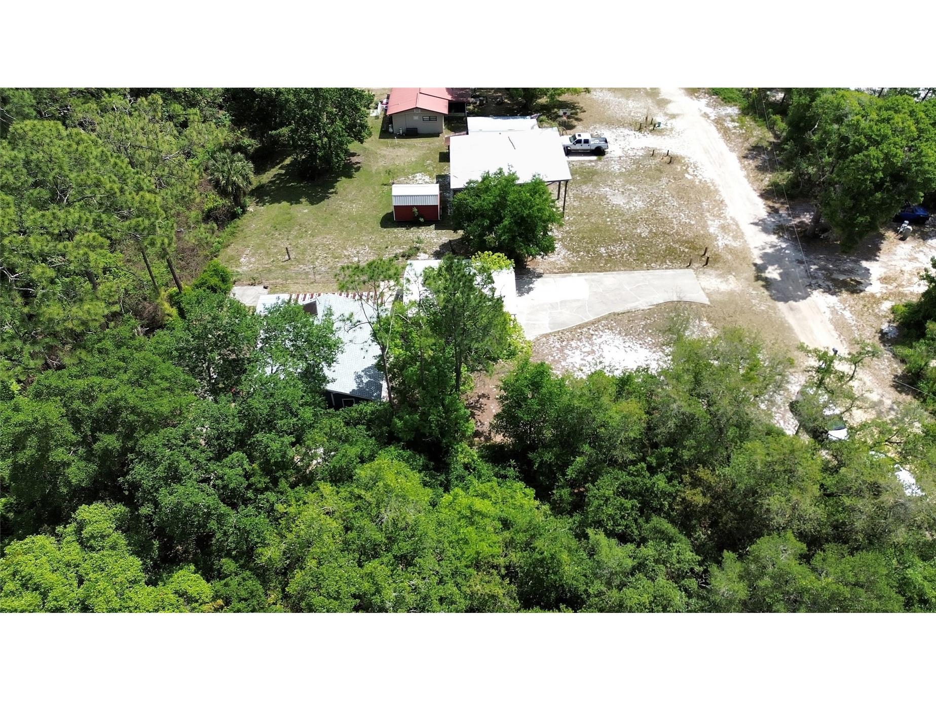 25801 Blue Lakes Drive Paisley FL 32767 - LULU V4948702 image37