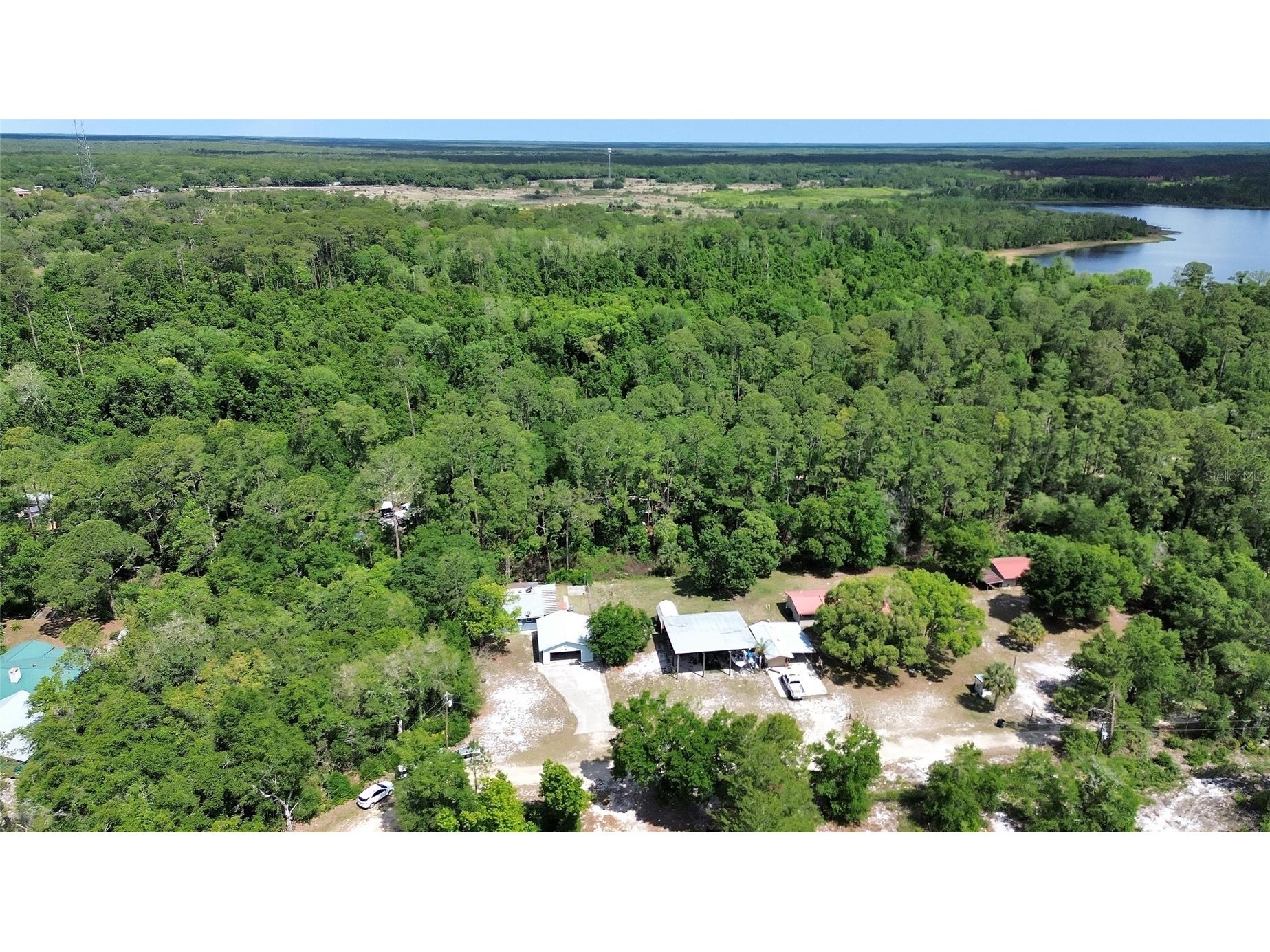 25801 Blue Lakes Drive Paisley FL 32767 - LULU V4948702 image39